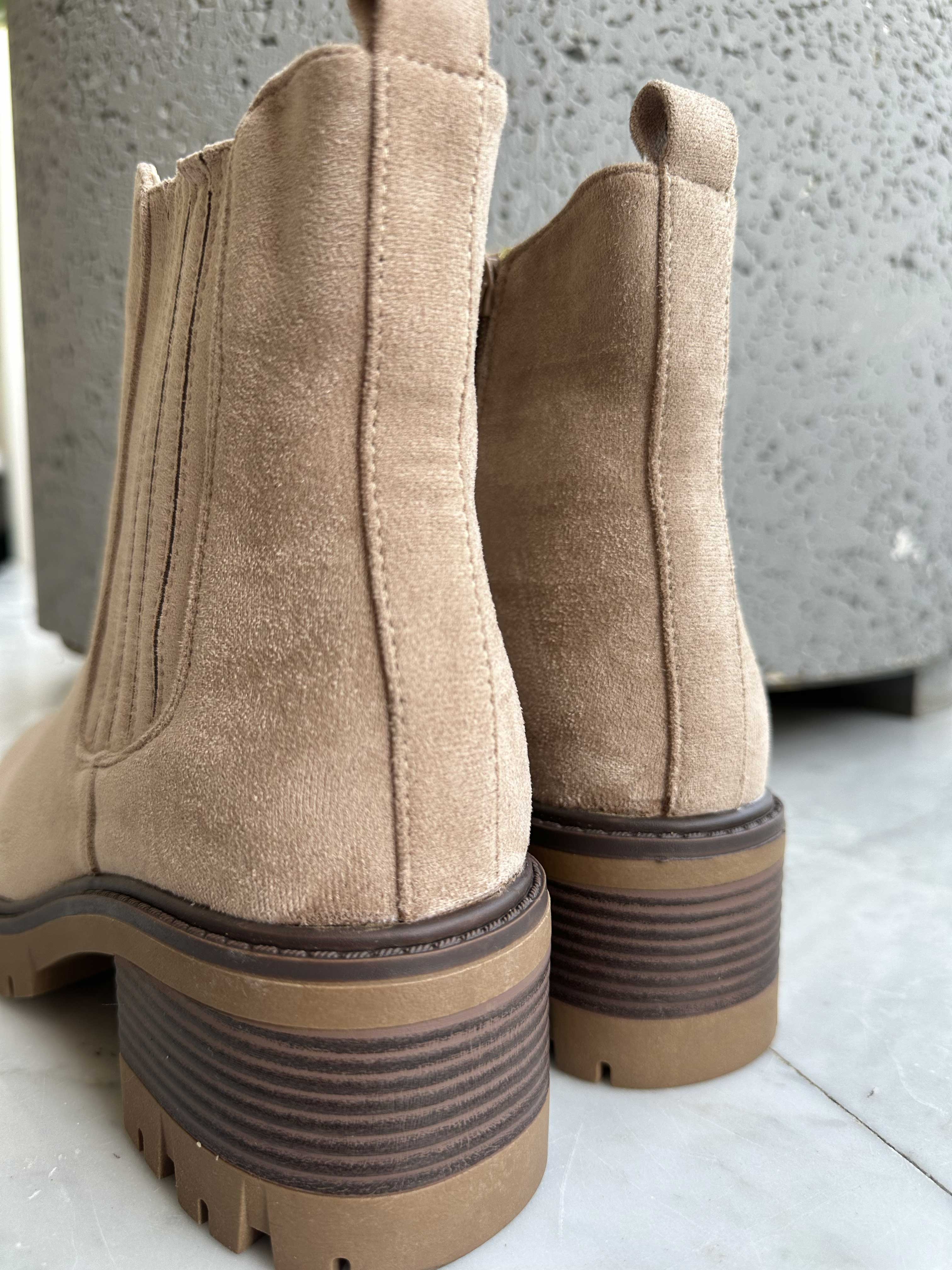 Cuba - Støvler i ruskindslook med bred hæl